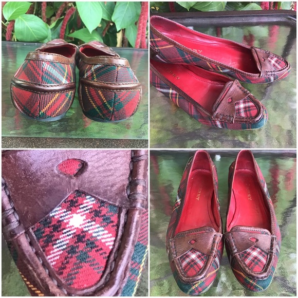 🎉HOST PICK🎉 Burberry loafers - Picture 4 of 4